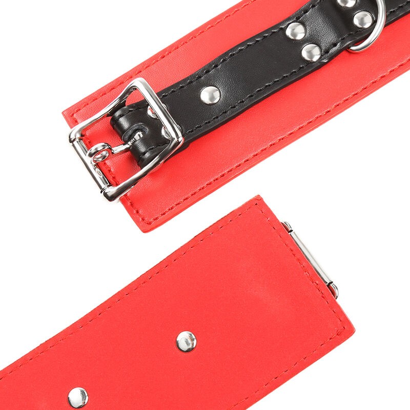 OHMAMA FETISH LOCKING/BUCKLING WRIST RESTRAINTS